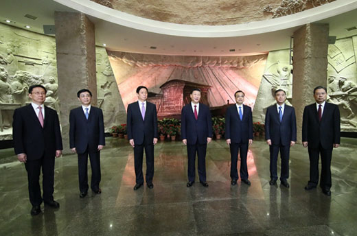 習(xí)近平總書記等瞻仰中共一大會(huì)址